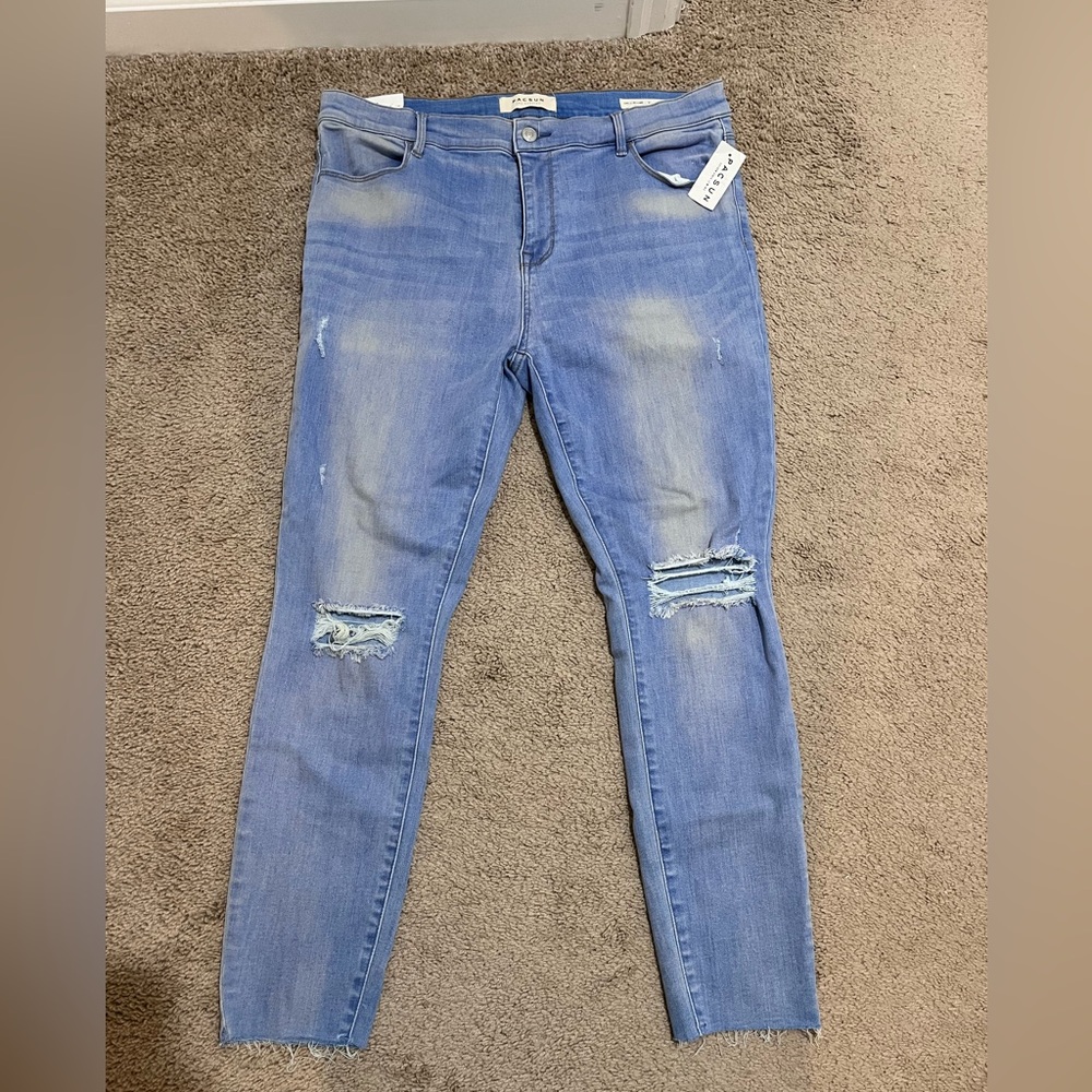 These are brand new jeans from Pacsun with the original tags on.